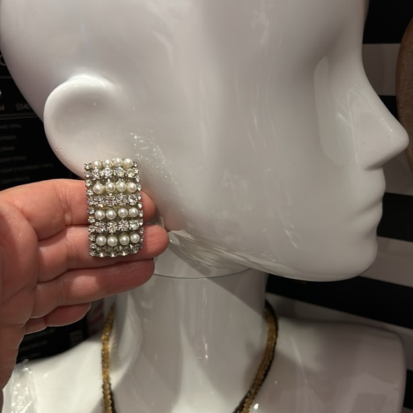 Stunning Pearl & Crystal Large Rectangular Earrings-Boutique - Picture 8 of 9